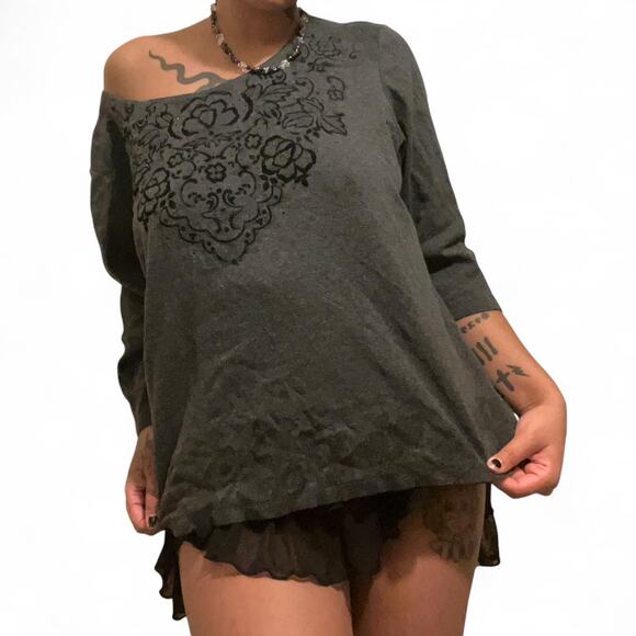 Dark grey witchy gothic tee - Picture 1 of 6